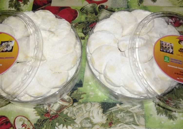  Resep  Putri  Salju  Melted Premium  oleh Sovia Ny Sirait 