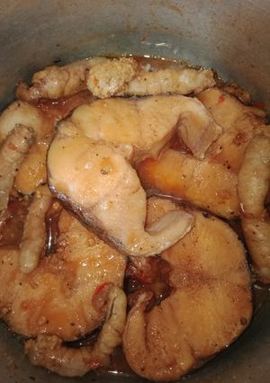 Hình của món Cá lóc kho tộ.