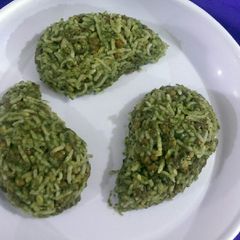 A picture of Moong spinach pulav.