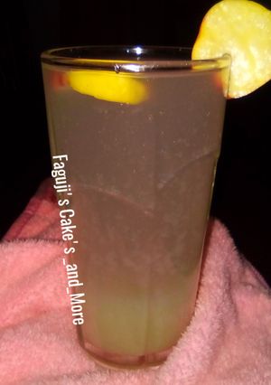 A picture of Guava and cashew juice.