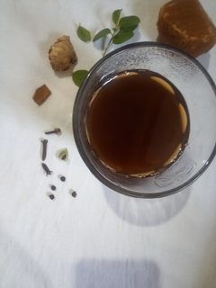 काली चाय(kali chai recipe in hindi) रेसिपी मुख्य फोटो
