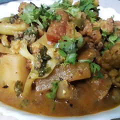 A picture of Aaloo gobi curry.