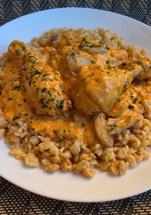 Gombás csirkepaprikás recept fotója