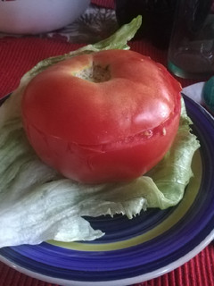 Una foto de Tomate relleno