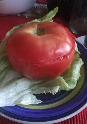 Una foto de Tomate relleno