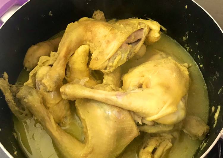 Langkah Mudah untuk Menyiapkan Ayam ungkep lengkuas, Lezat Sekali