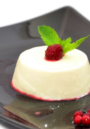 Foto principal de Pannacotta con coulis de fresa