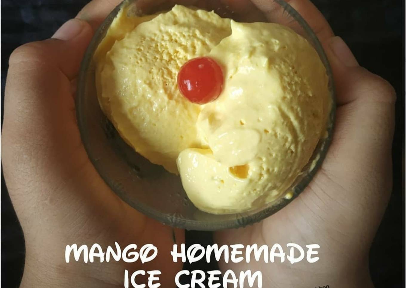 Mango homemade ice cream