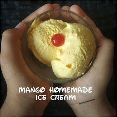 Mango homemade ice cream A picture of Mango homemade ice cream.