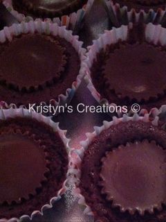 A picture of Reese's brownie bites!.