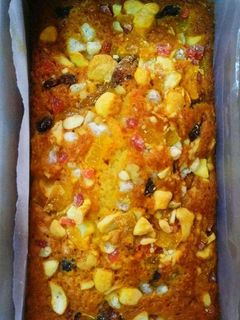 ডিম ছাড়া ফ্রুট কেক (Dim chara fruit cake recipe in Bengali) রেসিপির প্রধান ছবি