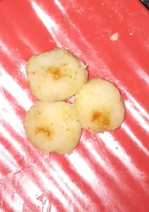 A picture of Boiled potato salty balls.