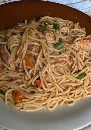 A picture of Jollof spaghetti.