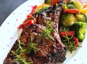 Gambar Tomahawk Steak