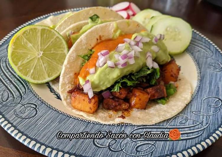 Tacos de carne adobada🌹