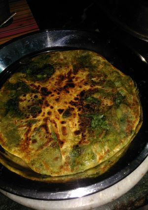A picture of Green peas paratha.