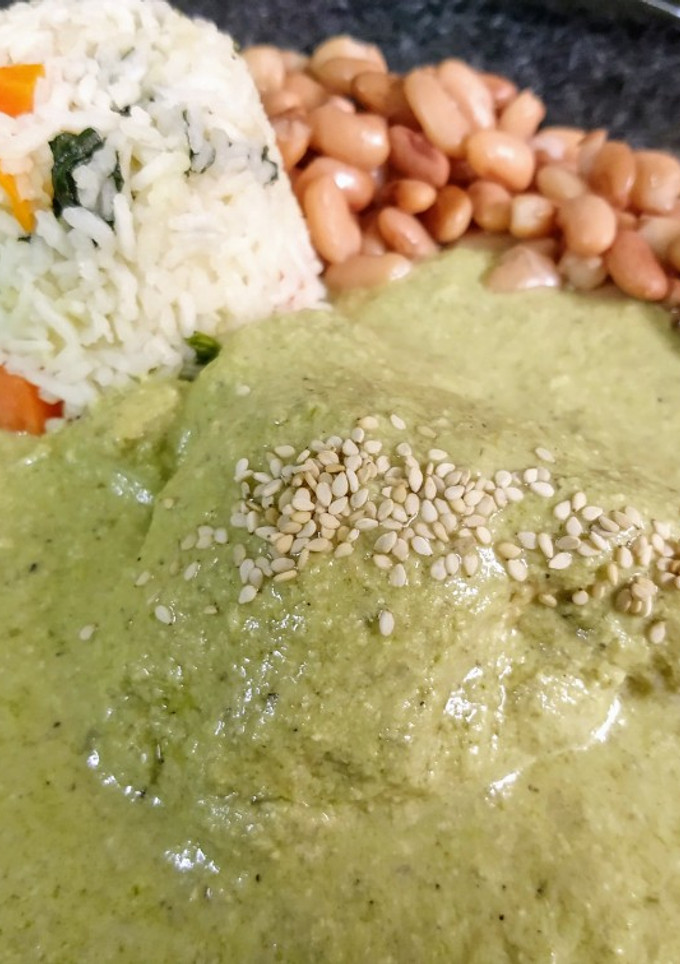 Una foto de Mole Verde