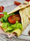 🌯 Wrap de jamón, queso, lechuga y tomate cherry 🌯
