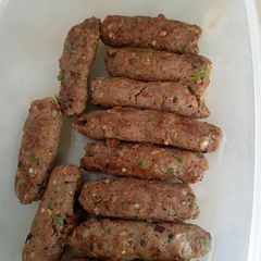 ریسٹوران اسٹائل سیخ کباب A picture of ریسٹوران اسٹائل سیخ کباب.