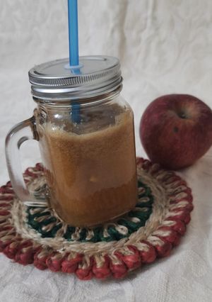 એપલ જ્યુસ (Apple Juice Recipe In Gujarati) રેસીપી મુખ્ય ફોટો