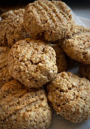 Egészséges mogyivajas zabsüti /vegán/ recept fotója