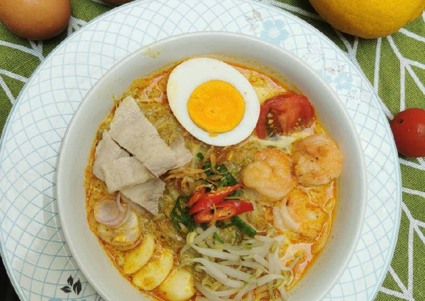 1. LAKSA SINGAPORE RASA MEDOK PAKAI KALDU UDANG