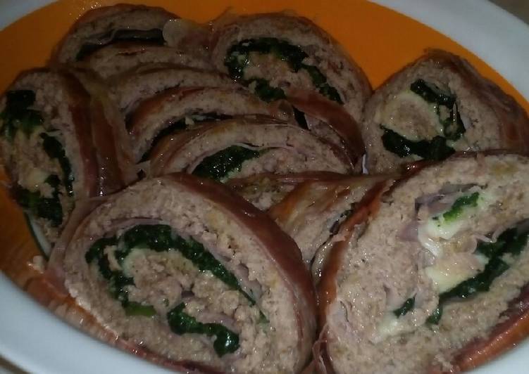 Polpettone con mozzarella, spinaci e prosciutto cotto