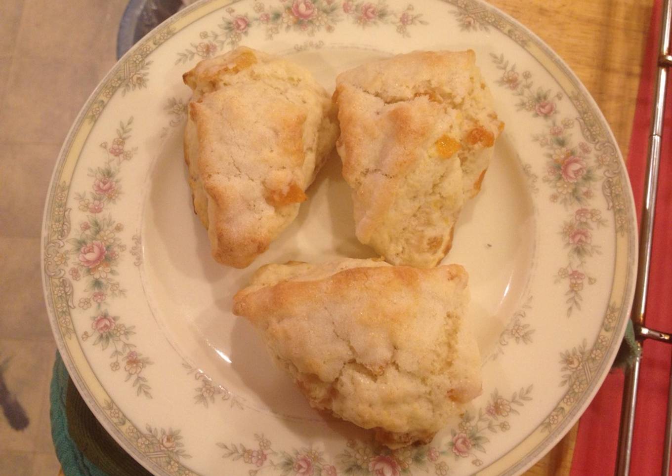 Apricot Cream Scones