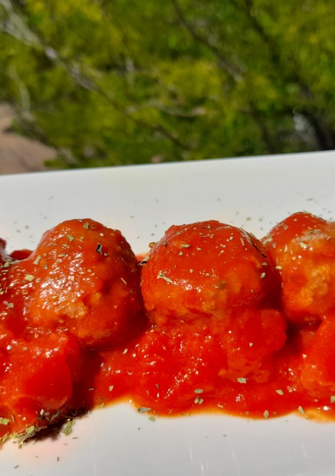 Una foto de Albóndigas en Salsa de tomate