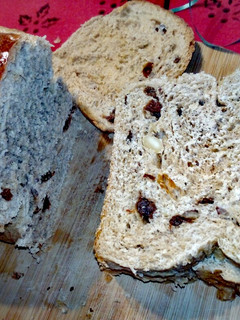 Una foto de Pan especiado y con frutos secos para el desayuno de Navidad
