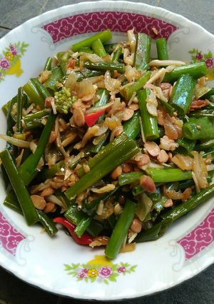 Foto resep Tumis Bunga Bawang Tauco Teri