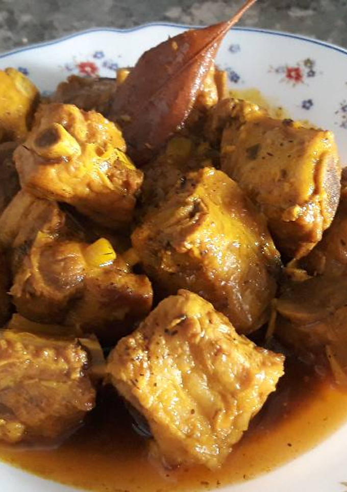 Una foto de Costillas en salsa en GM