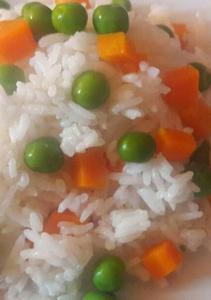 Una foto de Arroz a la jardinera