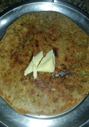 गोभी का पराठा (Gobhi ka paratha recipe in Hindi) रेसिपी मुख्य फोटो