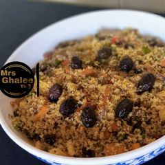 A picture of Fried cous cous.
