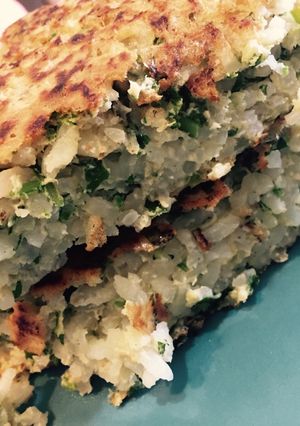 Una foto de •Tortilla de Arroz: (del día anterior) 3 Ingredientes•