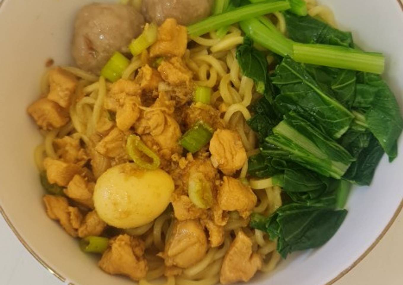 Mie ayam sedap dan sehat ala uji nyali di dapur