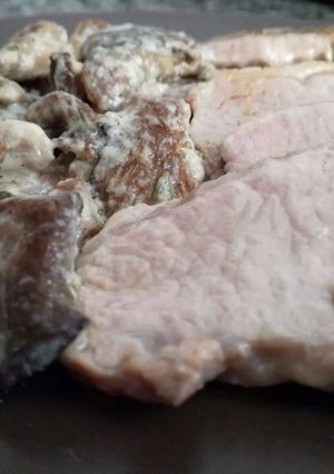 Foto principal de Cinta lomo ibérico con salteado de setas