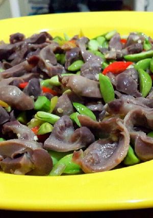 Foto resep Sambal goreng ampela pete