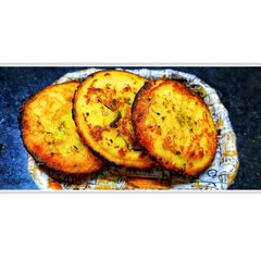 A picture of Instant Rava bun dosa.