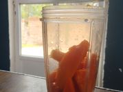 Una foto de papaya con limón