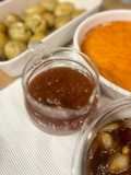 Compota de manzanas con canela para acompañar carnes