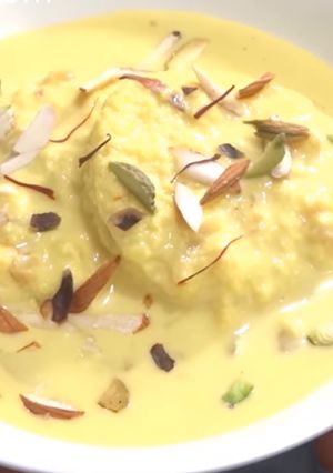 ब्रेड रसमलाई (bread rasmalai recipe in Hindi) रेसिपी मुख्य फोटो