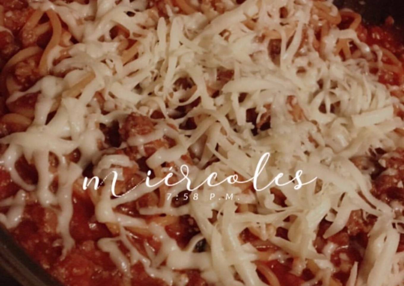 Spaggetti con carne 馃崫