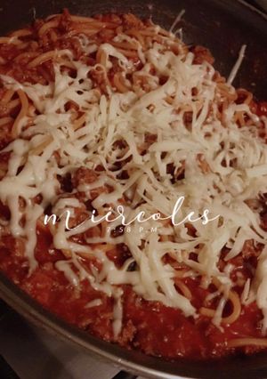 Una foto de Spaggetti con carne 🍝