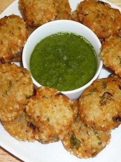 A picture of Sago Vada.