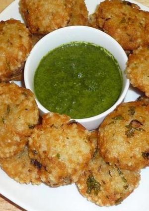 A picture of Sago Vada.