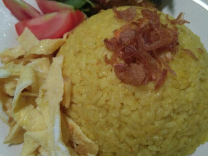 Resep Nasi Kuning Mini Rice Cooker yang Lezat Sekali