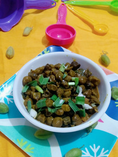 લીલા ચણા નું શાક (Lila Chana Shak Recipe In Gujarati) રેસીપી મુખ્ય ફોટો
