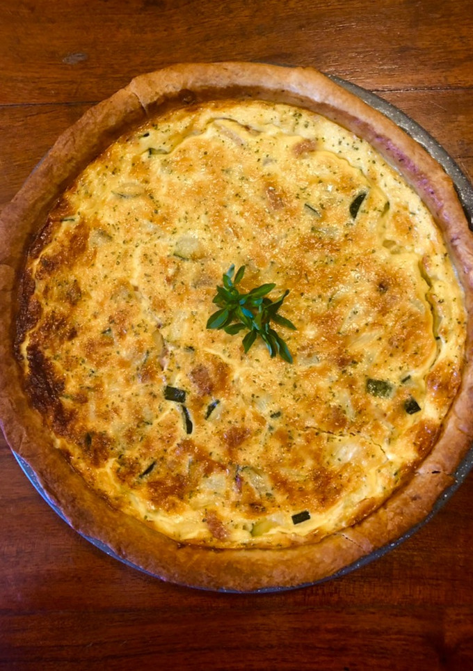 Una foto de Quiche de verdura y bacon